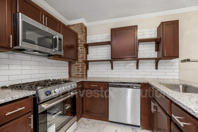 Building Photo - 4141 Eaton St
