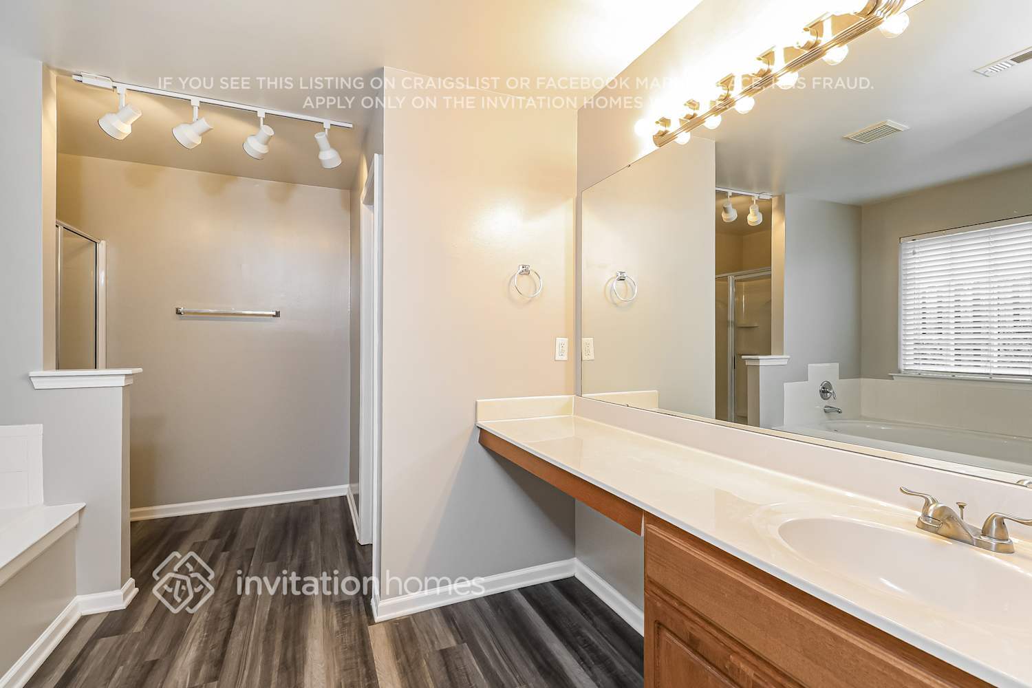 Building Photo - 175 Elba Dr