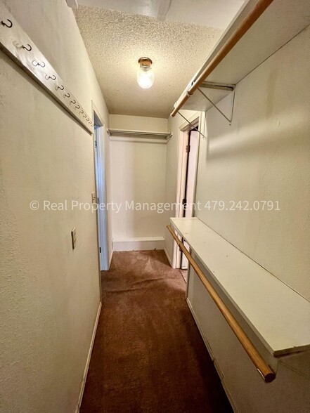 Building Photo - 51 Grand Brook Dr