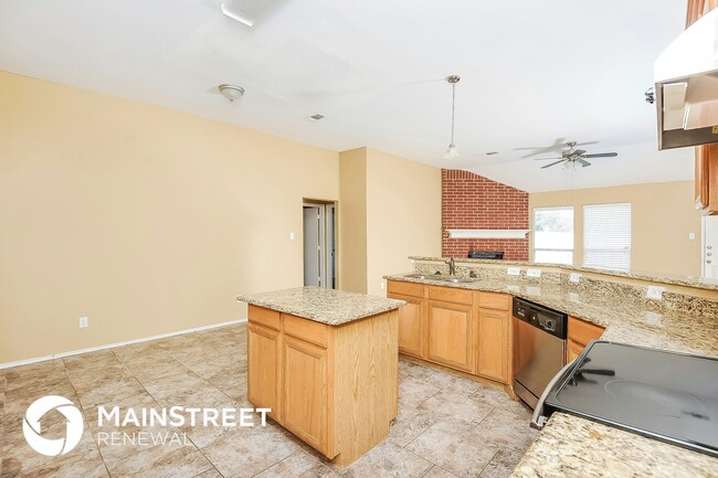 Building Photo - 2309 Eden Green Dr