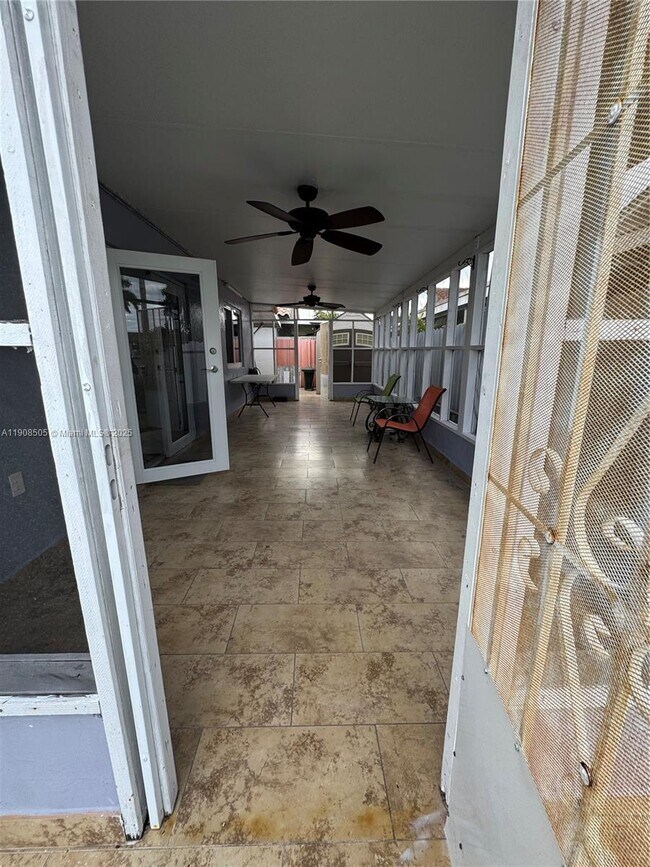 Building Photo - 8701 NW 109th Terrace