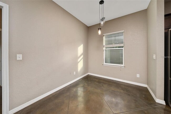 Building Photo - 2893 Whispering Trails Dr