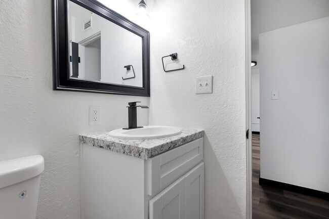 Floorplan - *End Mgmt 04.14.2025* 60 on Roger *Final A...