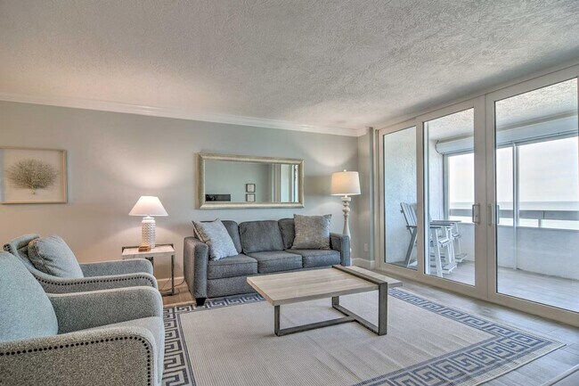 Building Photo - 17900 Gulf Blvd