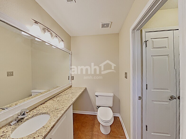 Building Photo - 10206 Orchard Grass Ct