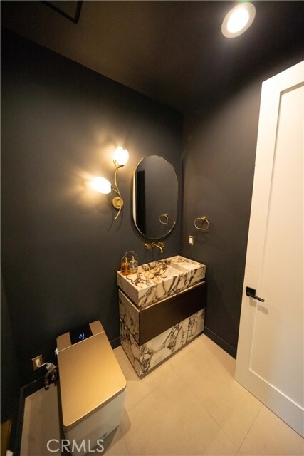 Building Photo - 17437 Oak Creek Ct