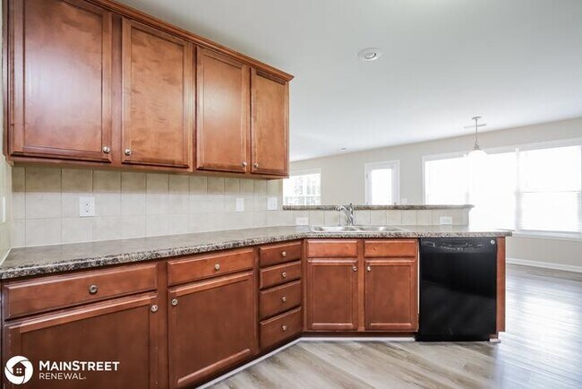 Building Photo - 1980 LONGMONT DR, KERNERSVILLE, NC 27284