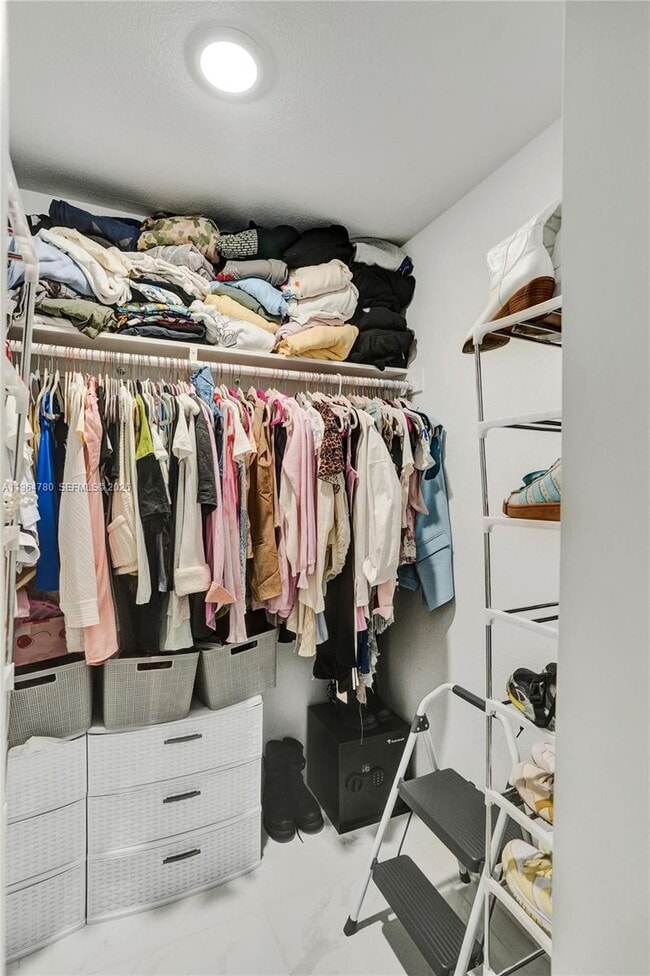 Building Photo - 1712 NW 76th Terrace