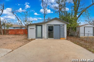 Building Photo - 1235 Sims Ave