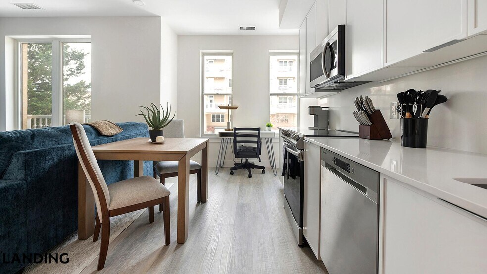 Building Photo - 2005 11th St NW