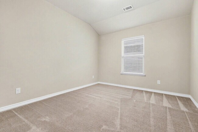 Building Photo - 1412 Villa Paloma Blvd