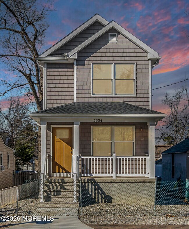 Building Photo - 2334 Adams Ave