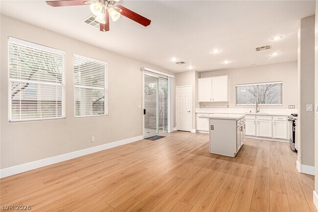 Building Photo - 11209 Salentino Ave