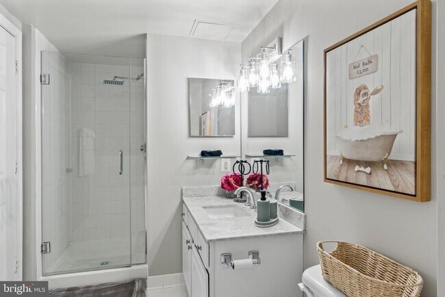 Building Photo - 3835 9th St N