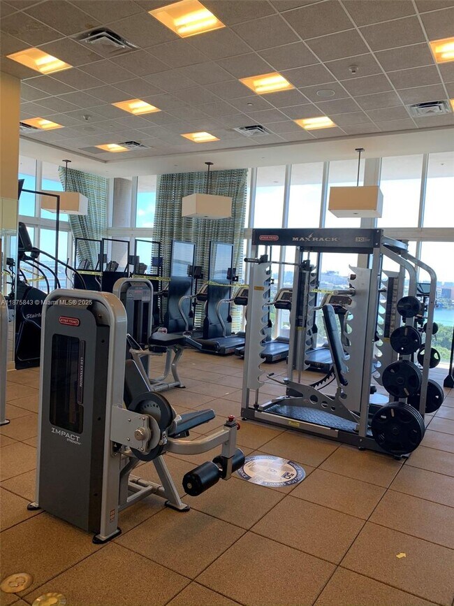 Building Photo - 50 Biscayne Blvd