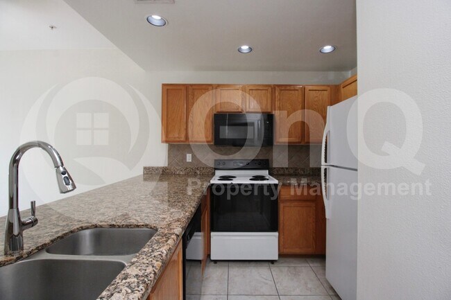 Building Photo - 500 N Gila Springs Blvd
