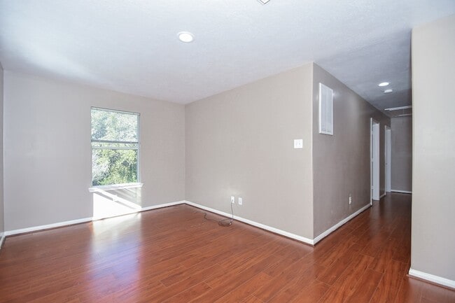 Building Photo - 16414 Pademelon Dr