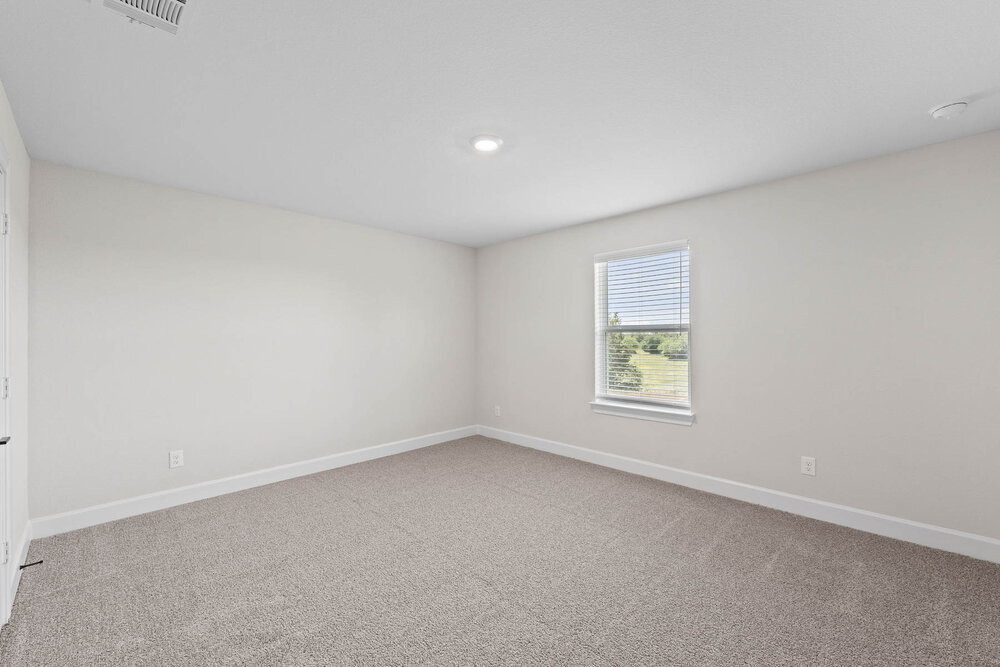 Building Photo - 244 Live Oak Ln