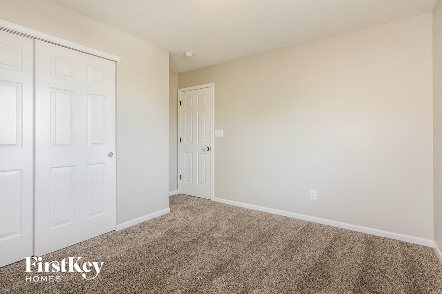 Building Photo - 11399 Pegasus Dr