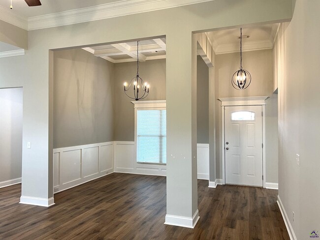 Building Photo - 306 Falls Drive