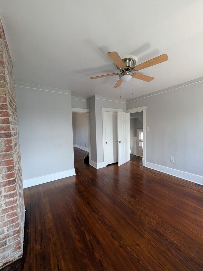 Building Photo - 313 Jacob St