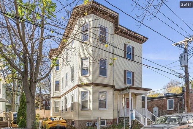 Building Photo - 240 Allston St