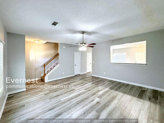 Building Photo - 8609 Thomas Ln