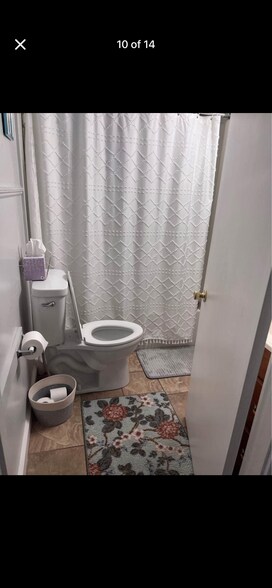 Building Photo - 3 Railroad Ct