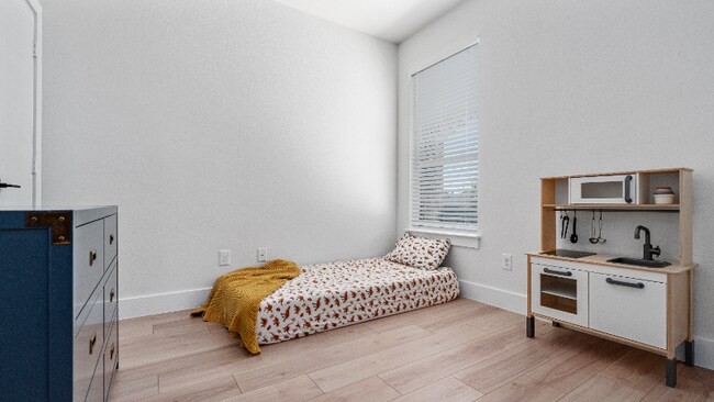 Building Photo - 9228 Lonesome Oak Drive