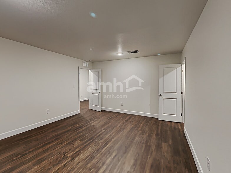 Building Photo - 306 Timber Kate Pl