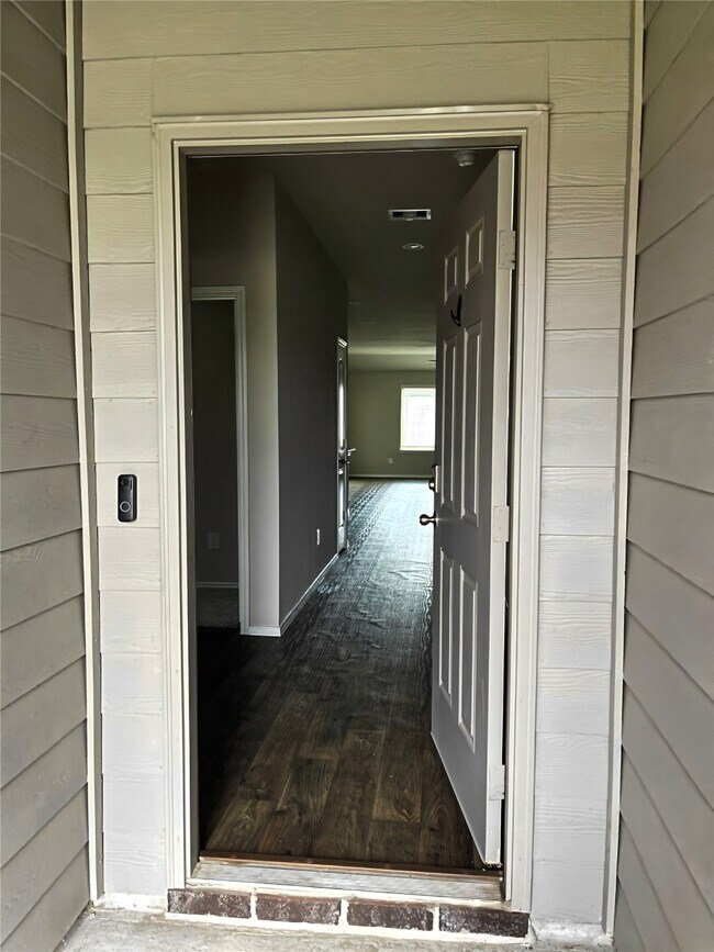 Building Photo - 16004 Birch Bay Ln