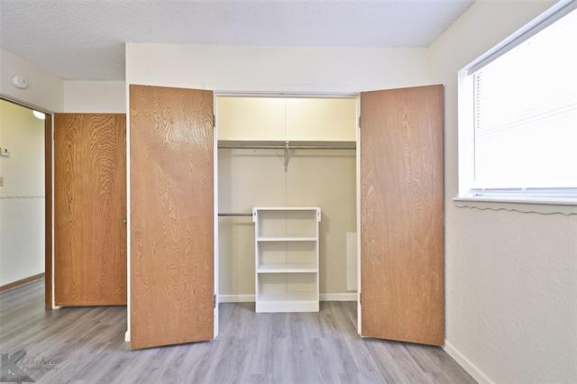 Building Photo - 3718 Brookhollow Dr