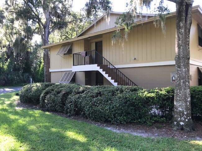 Primary Photo - MOVE IN READY CONDO