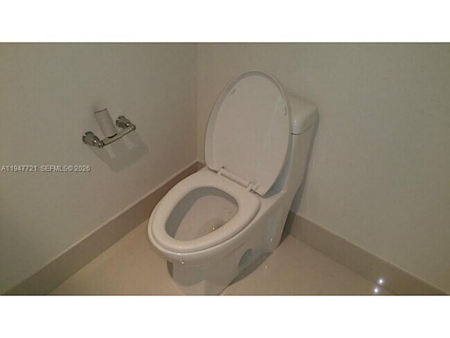 Building Photo - 1100 S Miami Ave