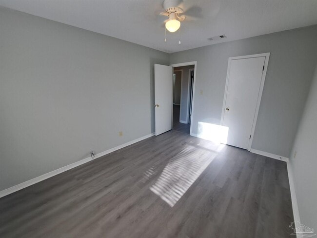 Building Photo - 6204 Forest Pines Dr