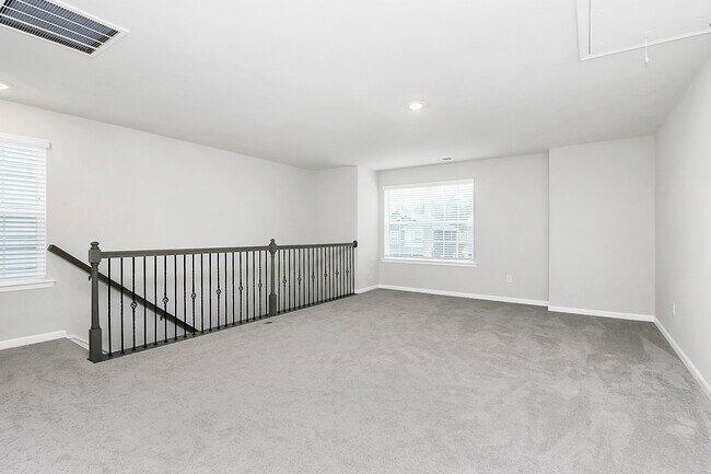 Building Photo - 1617 Swallow Tail Dr