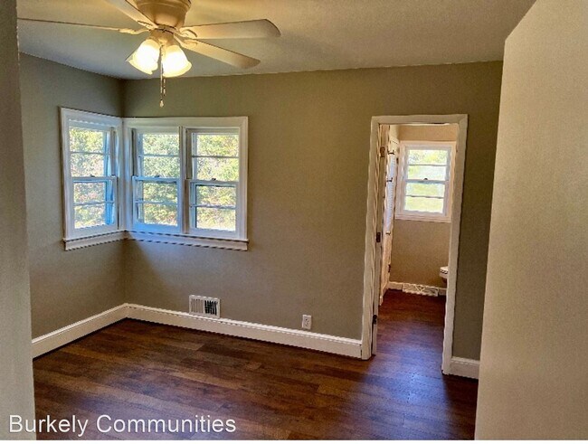 Building Photo - 3 br, 2 bath House - 3000 Wentworth St.