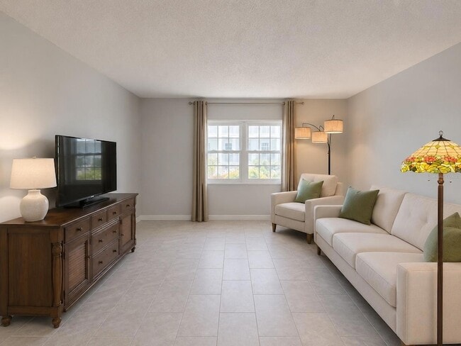 Building Photo - 1706 Belleair Forest Dr