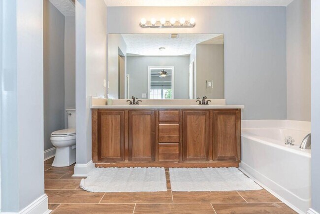 Building Photo - 4163 Baker Station Ct