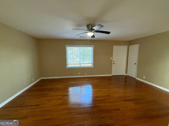 Building Photo - 2381 Rat Kinney Rd