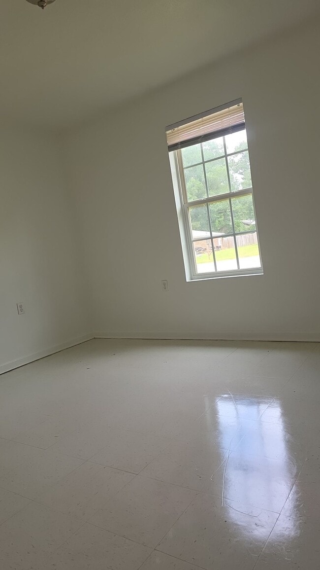 Building Photo - 114 Greene Ln