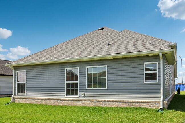 Building Photo - 383 Kingland Ln