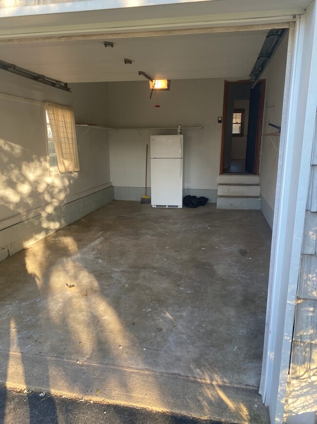 Building Photo - 61 Fulton St