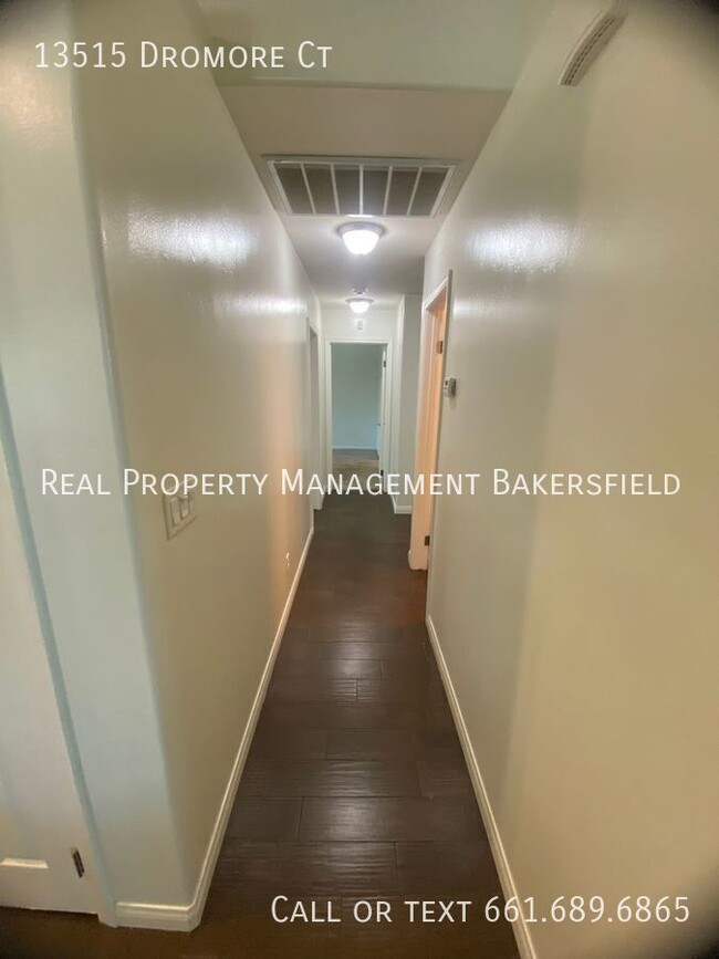 Building Photo - 13515 Dromore Ct