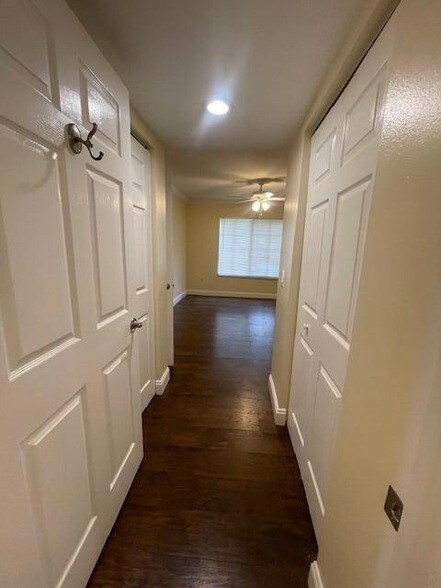 Building Photo - 4280 San Marino Blvd