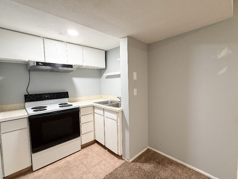 Building Photo - 3360 Gramercy Ave