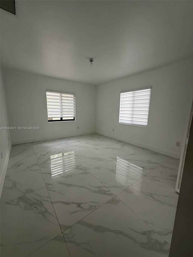 Building Photo - 1970 NW 47th St