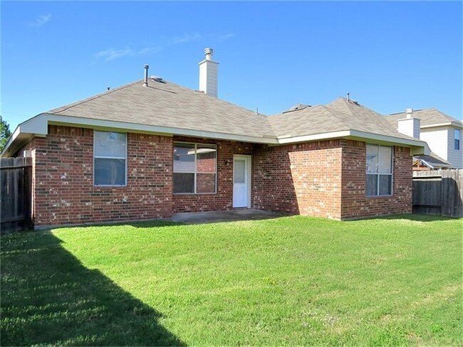 Building Photo - 6410 Bonnie Chase Ln