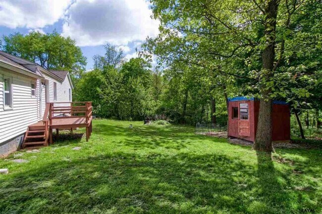 Building Photo - Coming Soon - Beautiful 3 Bedroom, 1 Bath ...