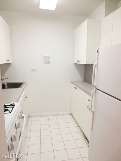 Building Photo - 235 S Lexington Ave